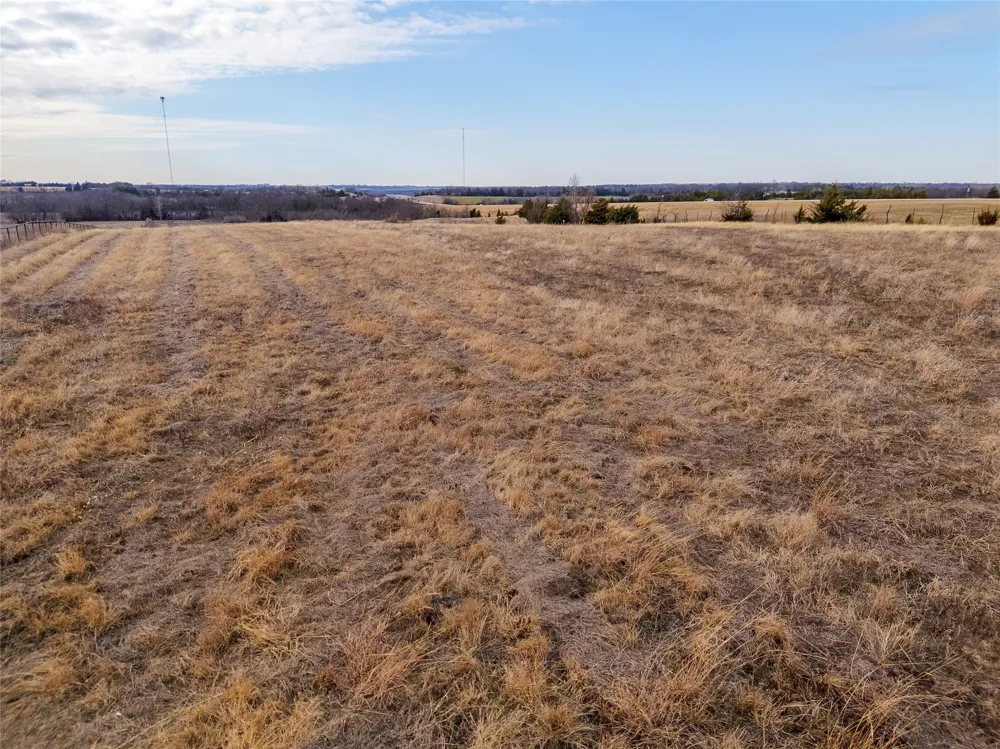 18528 E Fm-1396 Windom, TX 75492