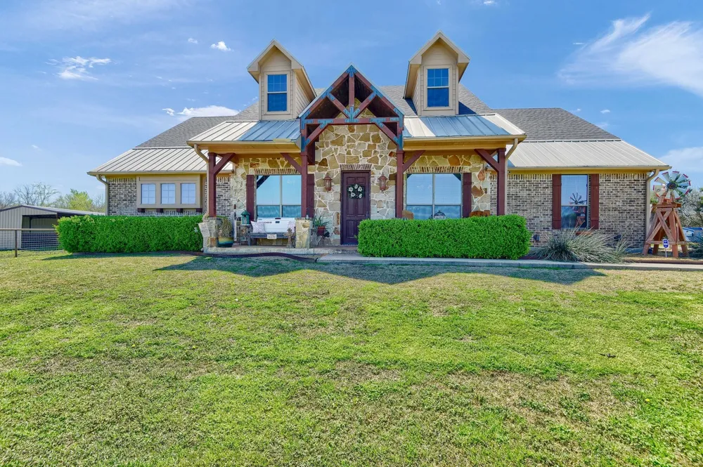 710 Us-82 Bells, TX 75414