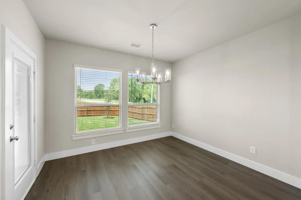 425 Newpark Boulevard DeSoto, TX 75115