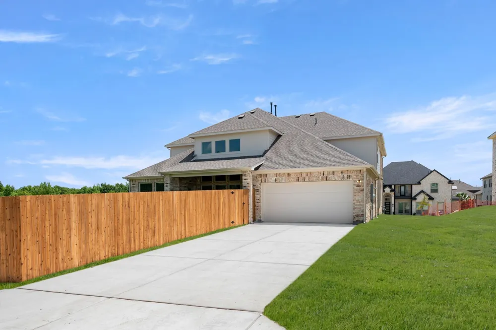 425 Newpark Boulevard DeSoto, TX 75115