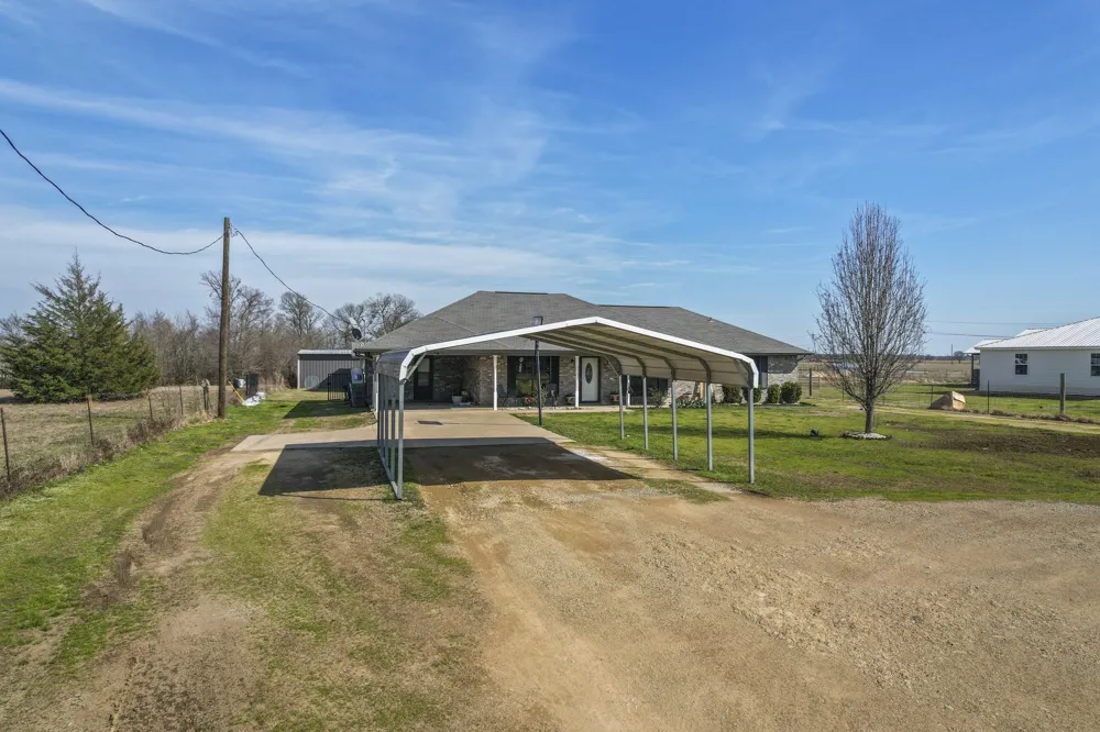 1960 County Road 1030 Mount Vernon, TX 75457