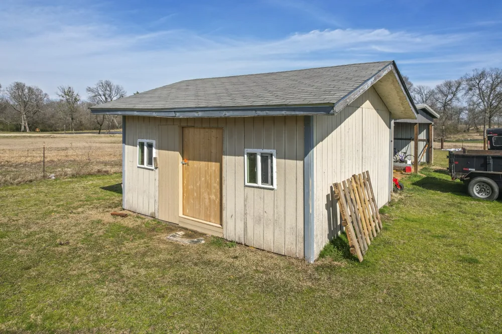 1960 County Road 1030 Mount Vernon, TX 75457