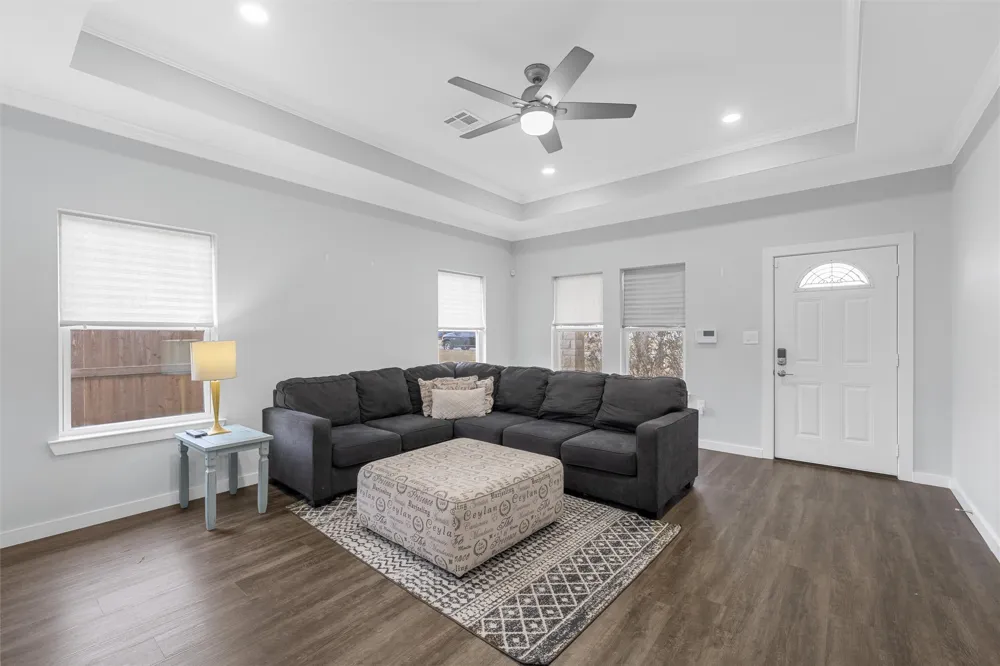 502 David Davis Drive McGregor, TX 76657