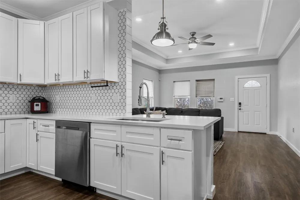 502 David Davis Drive McGregor, TX 76657