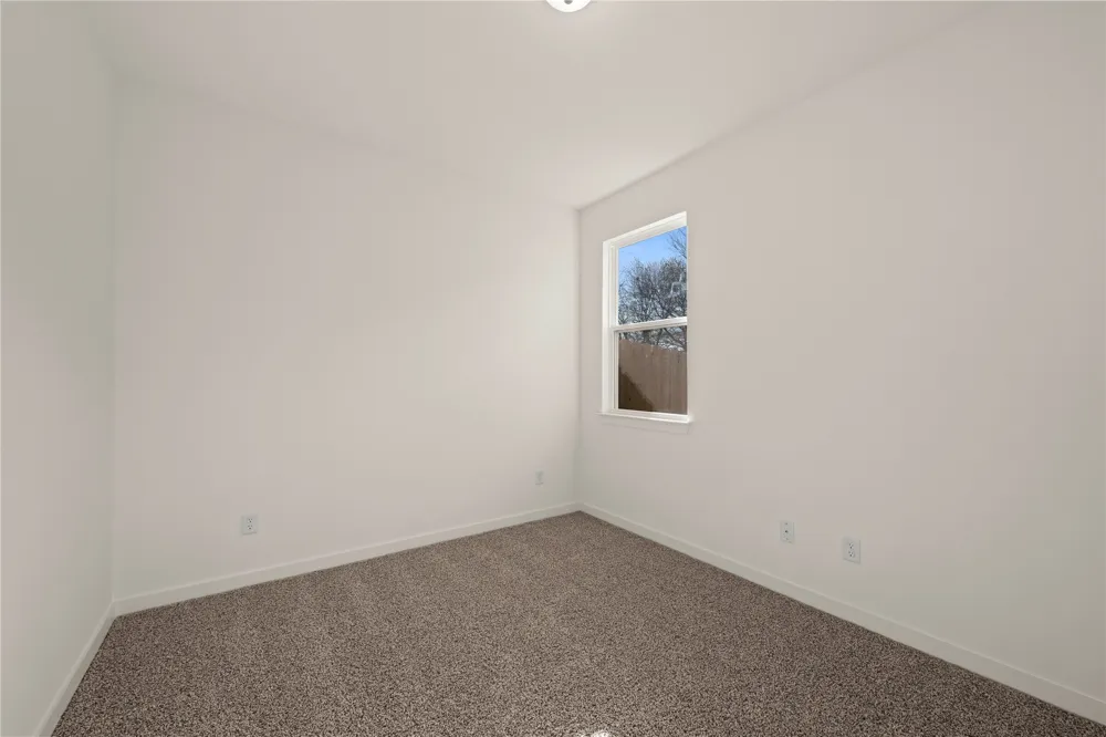 117 Adaline Bend McGregor, TX 76657