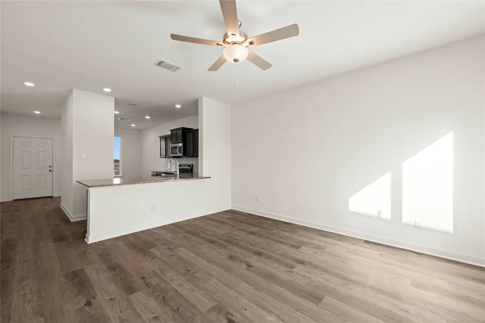 117 Adaline Bend McGregor, TX 76657