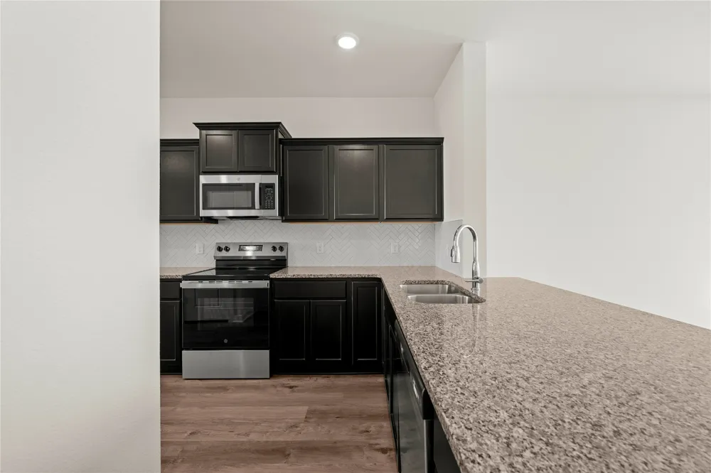 117 Adaline Bend McGregor, TX 76657