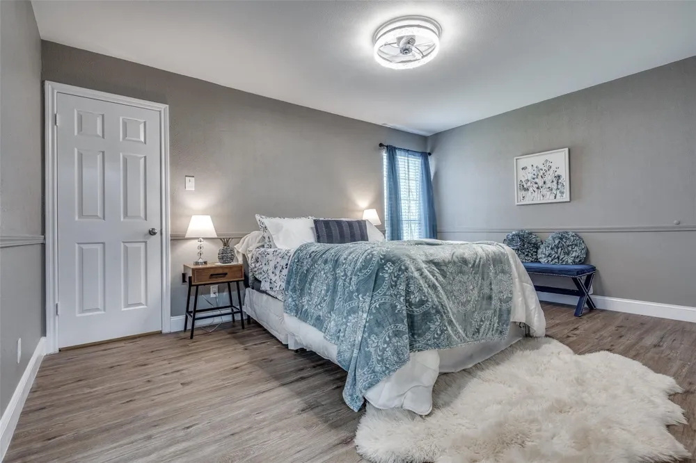 16301 Ledgemont Lane #262 Addison, TX 75001