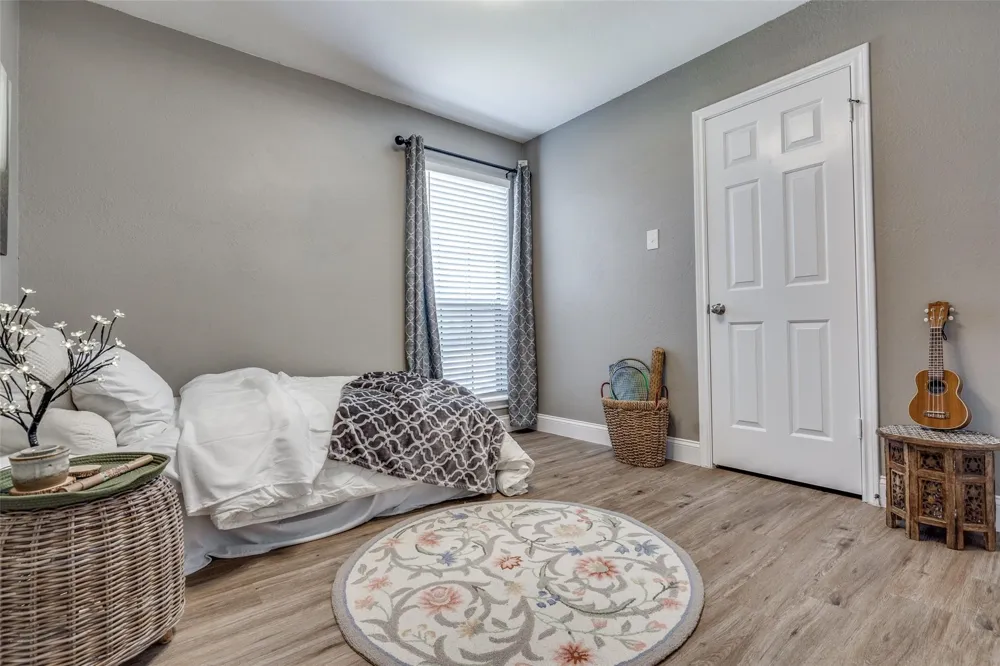 16301 Ledgemont Lane #262 Addison, TX 75001