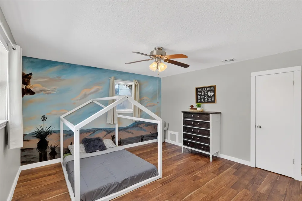 702 El Camino Real Chico, TX 76431