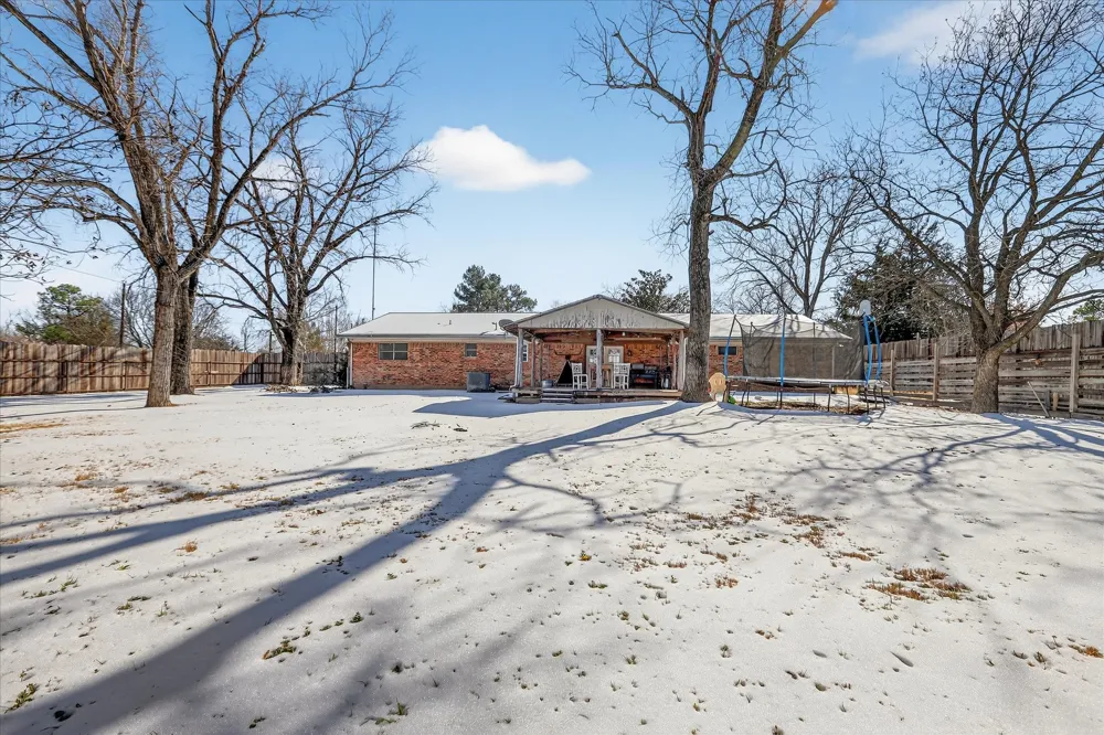702 El Camino Real Chico, TX 76431
