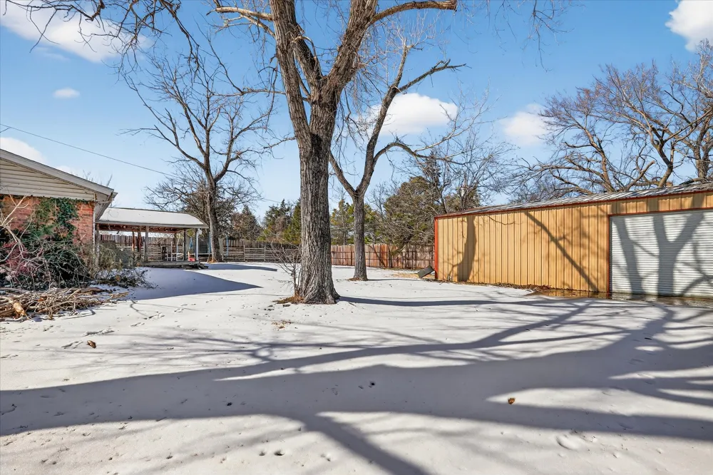 702 El Camino Real Chico, TX 76431