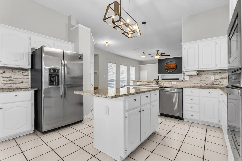 308 Glen Ridge Drive Murphy, TX 75094