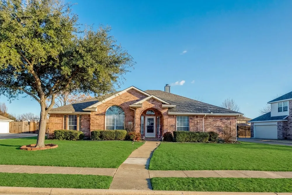 308 Glen Ridge Drive Murphy, TX 75094