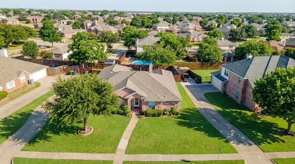 308 Glen Ridge Drive Murphy, TX 75094