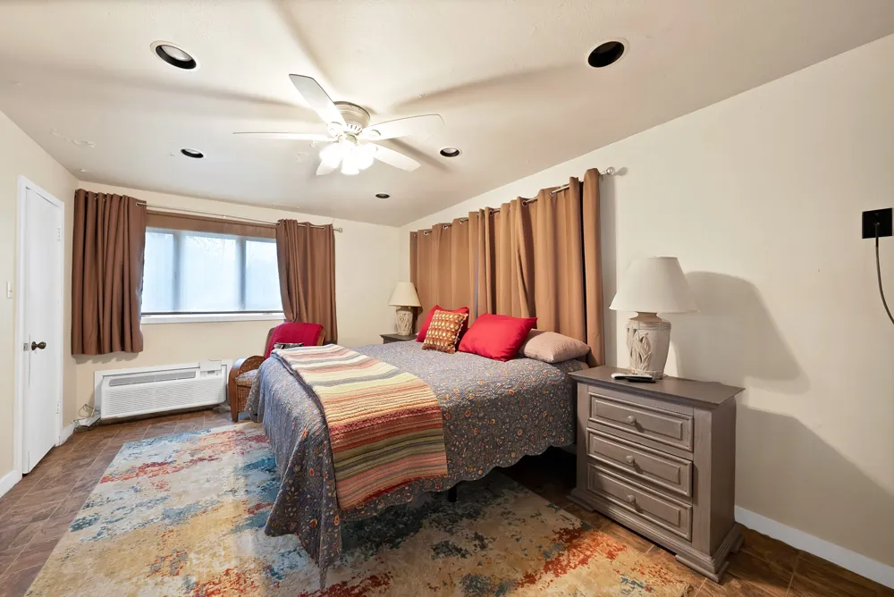 11000 County Road 3280 Kerens, TX 75144