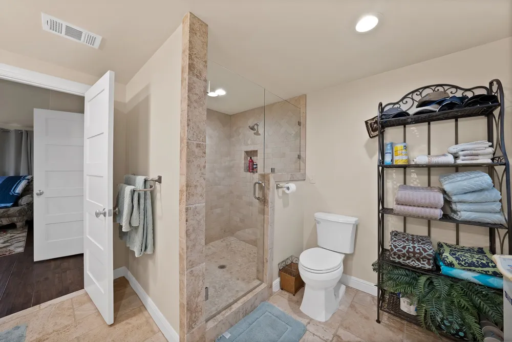 11000 County Road 3280 Kerens, TX 75144