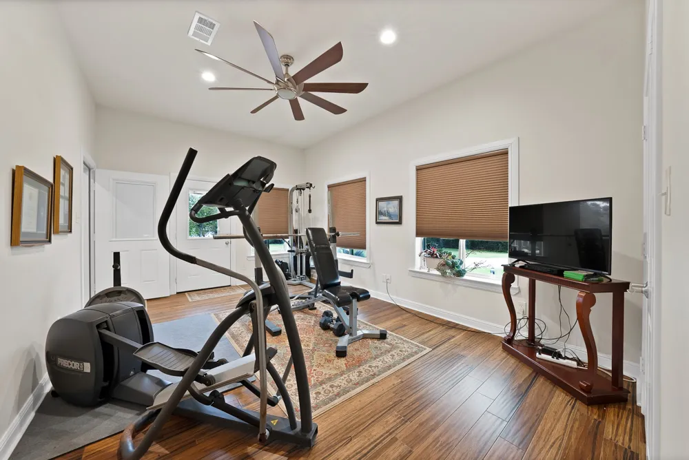 11000 County Road 3280 Kerens, TX 75144