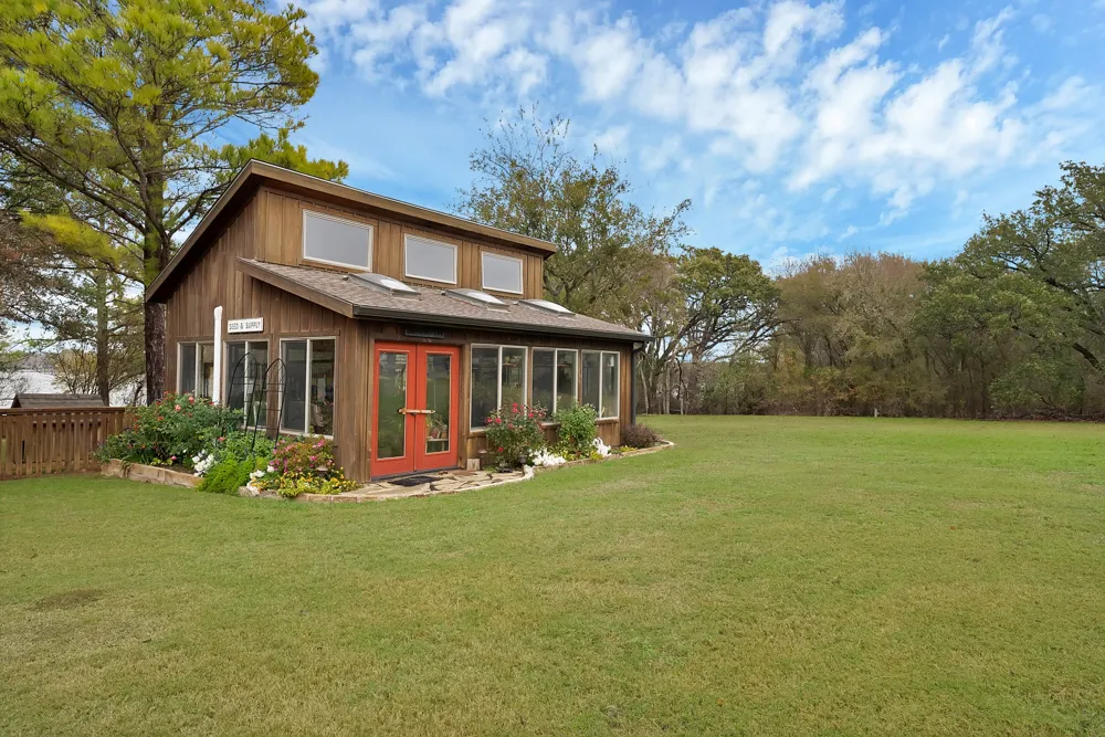 11000 County Road 3280 Kerens, TX 75144