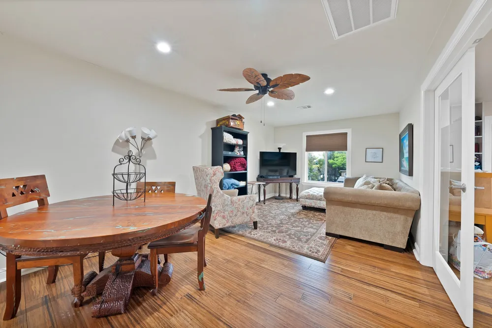 11000 County Road 3280 Kerens, TX 75144