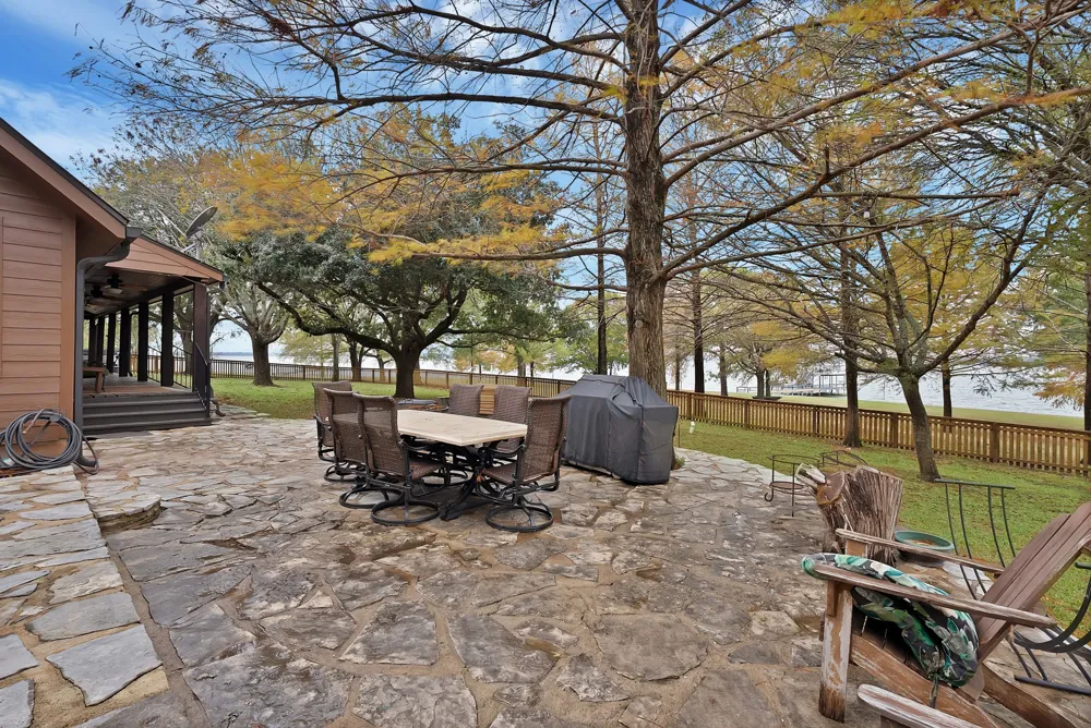 11000 County Road 3280 Kerens, TX 75144