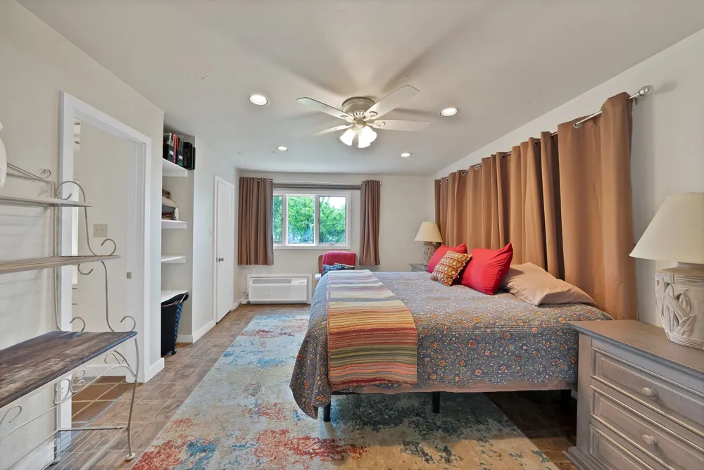 11000 County Road 3280 Kerens, TX 75144