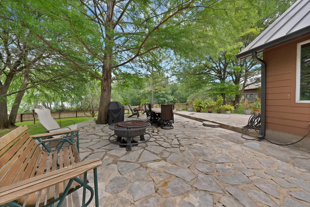 11000 County Road 3280 Kerens, TX 75144
