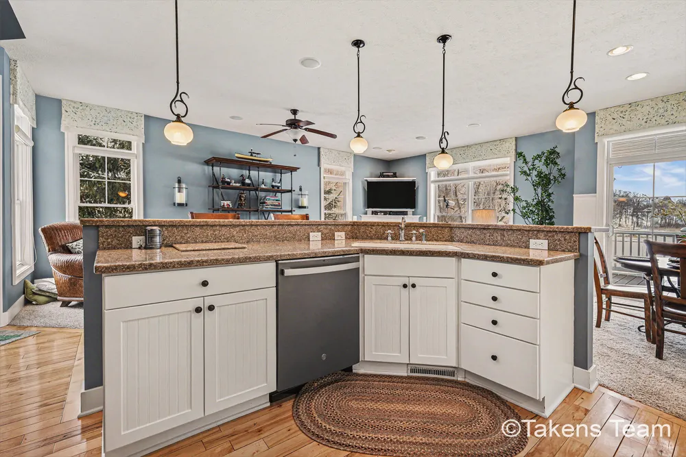 189 Mill Pond Drive #7 Thornapple Township, MI 49333