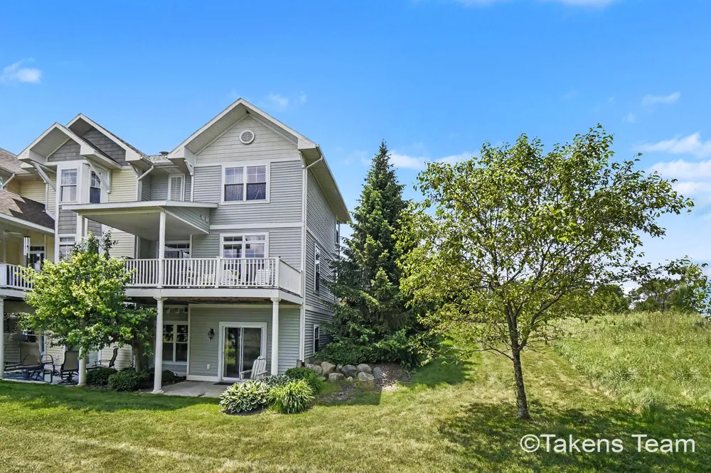 189 Mill Pond Drive #7 Thornapple Township, MI 49333