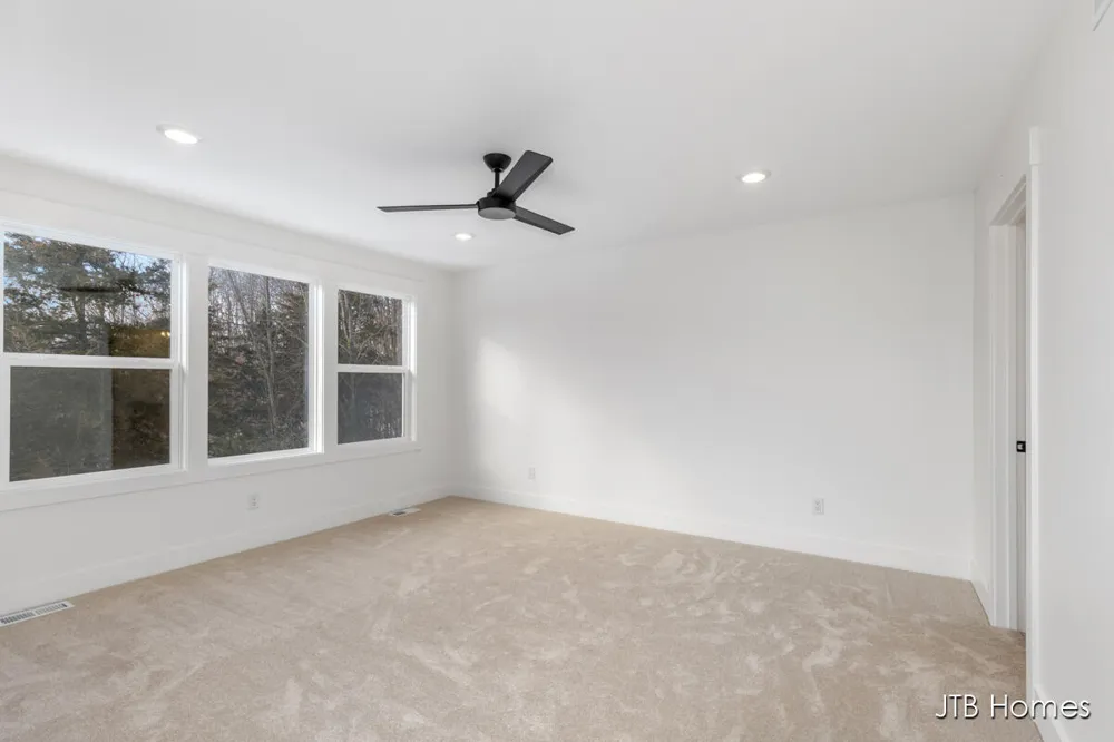 5940 Valley Point Drive SE Caledonia Township, MI 49316