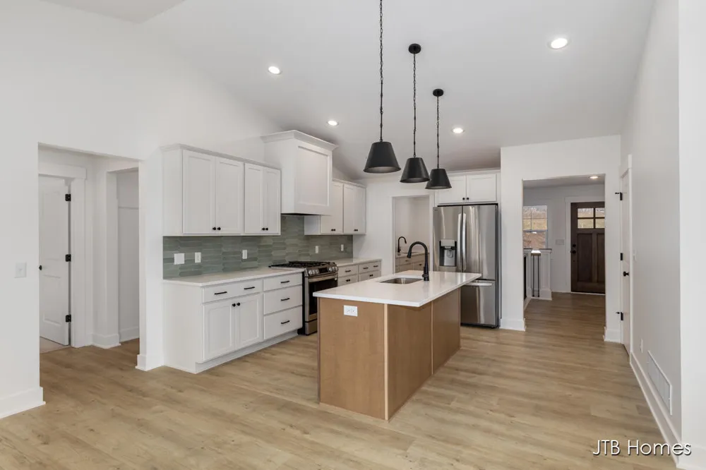 5940 Valley Point Drive SE Caledonia Township, MI 49316