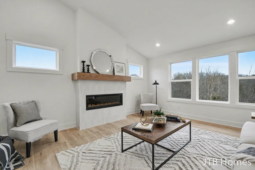 5940 Valley Point Drive SE Caledonia Township, MI 49316