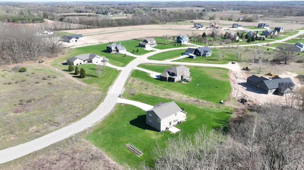 2578 White Deerfield Township, MI 48858