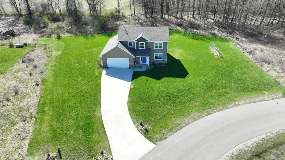 2578 White Deerfield Township, MI 48858
