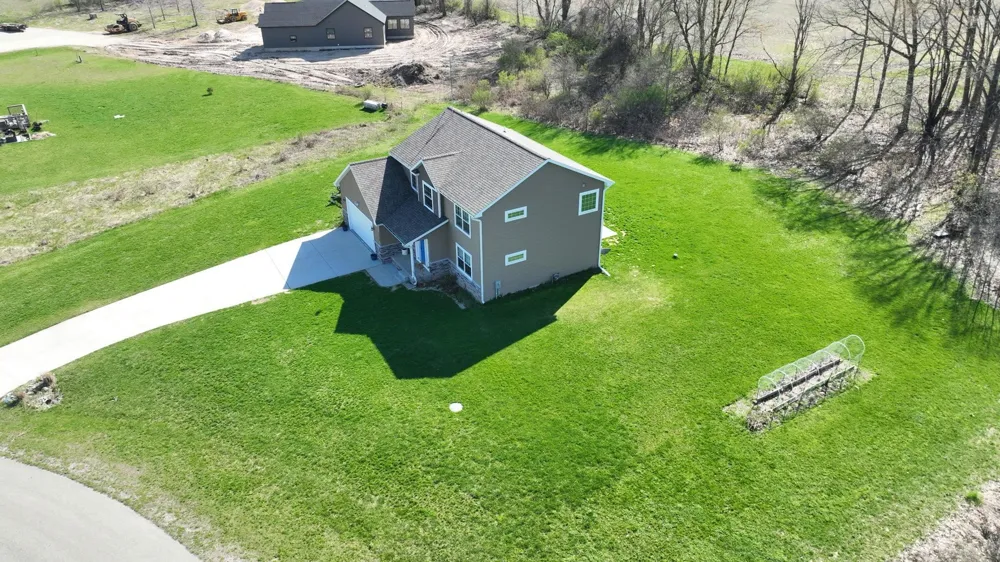 2578 White Deerfield Township, MI 48858