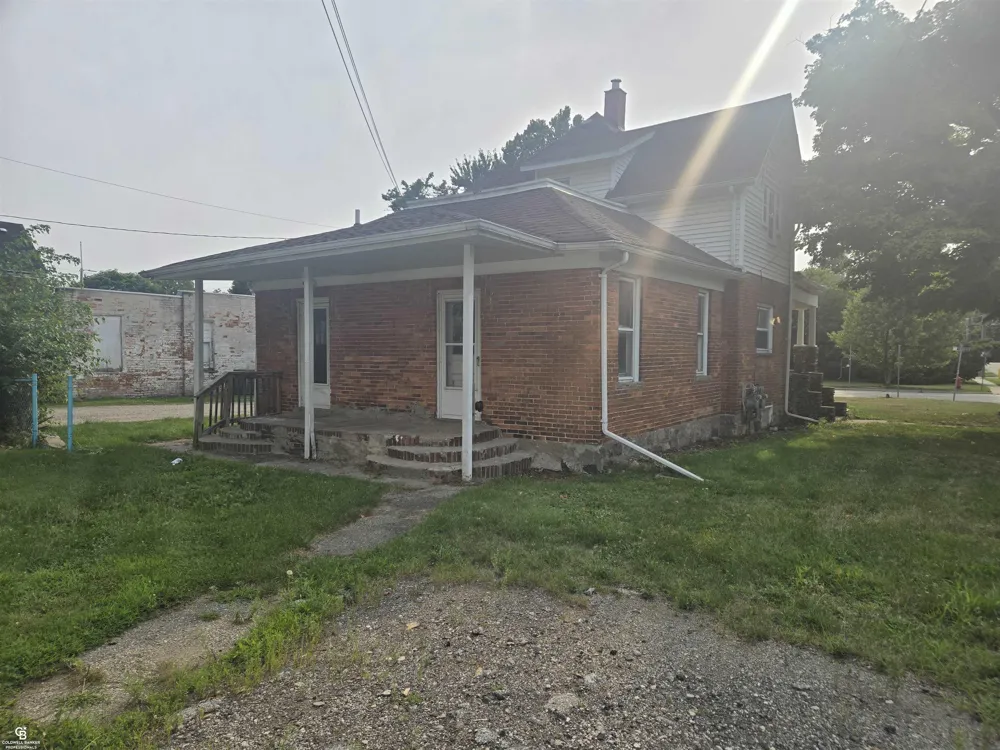 202 S Main Street Yale City, MI 48097