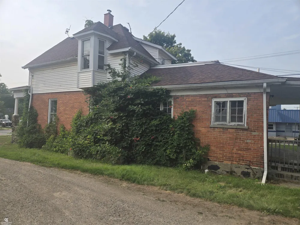 202 S Main Street Yale City, MI 48097