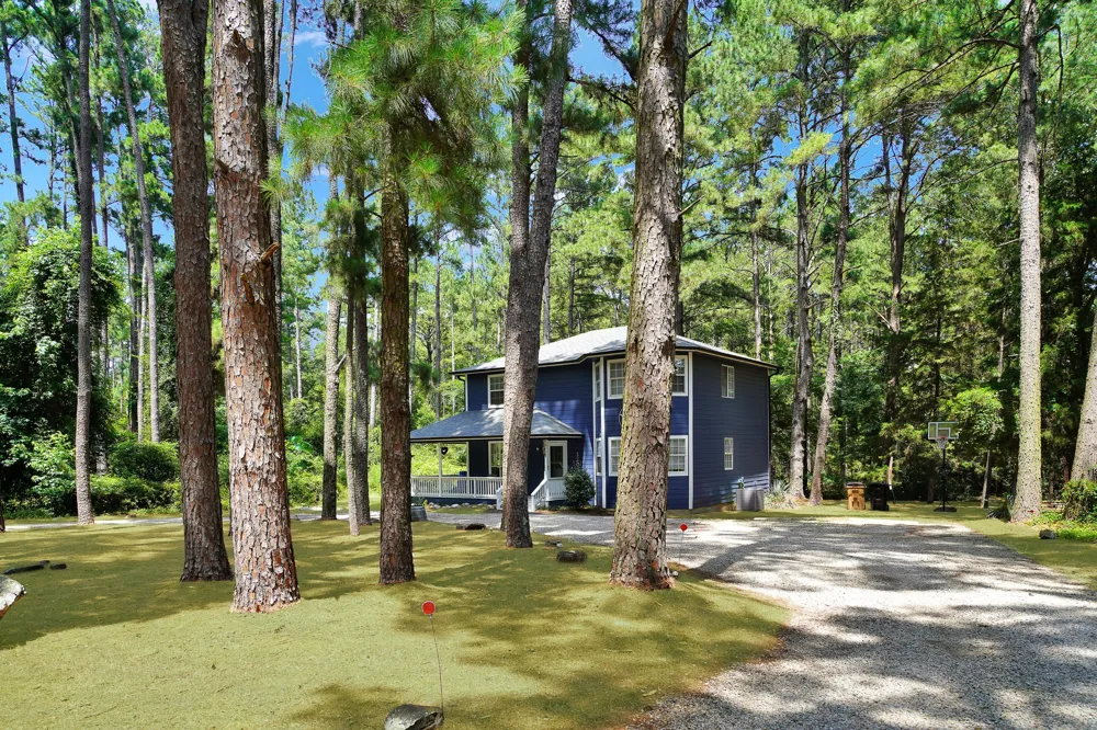 144 Pine Branch Glen Holly Lake Ranch, TX 75765