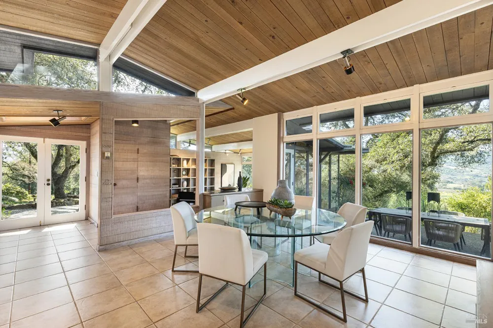 5815 Bennett Valley Road Santa Rosa, CA 95404