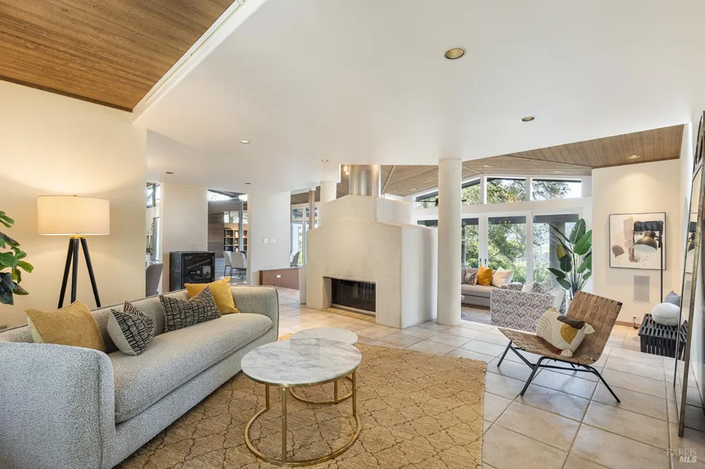 5815 Bennett Valley Road Santa Rosa, CA 95404