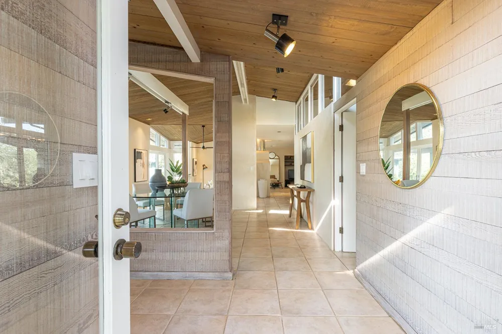 5815 Bennett Valley Road Santa Rosa, CA 95404