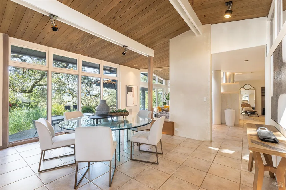 5815 Bennett Valley Road Santa Rosa, CA 95404