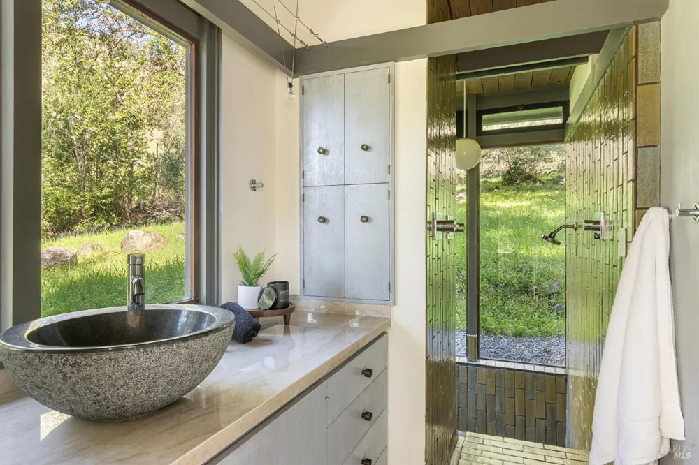 5815 Bennett Valley Road Santa Rosa, CA 95404