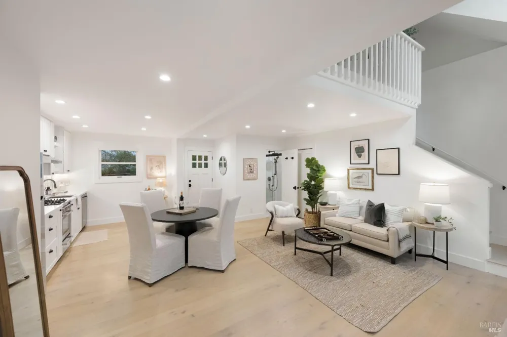 13605 Garric Avenue Glen Ellen, CA 95442