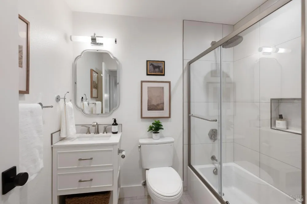13605 Garric Avenue Glen Ellen, CA 95442