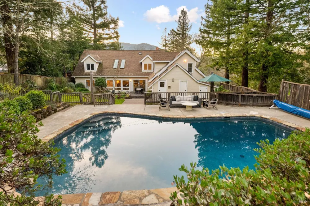 13605 Garric Avenue Glen Ellen, CA 95442