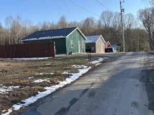 128 County Road 882 Etowah, TN 37331
