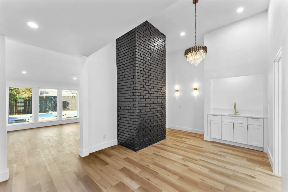 6619 Gentle Wind Lane Dallas, TX 75248