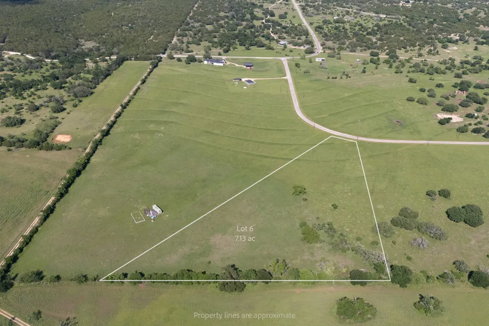 6 Cattle Trail Kempner, TX 76539