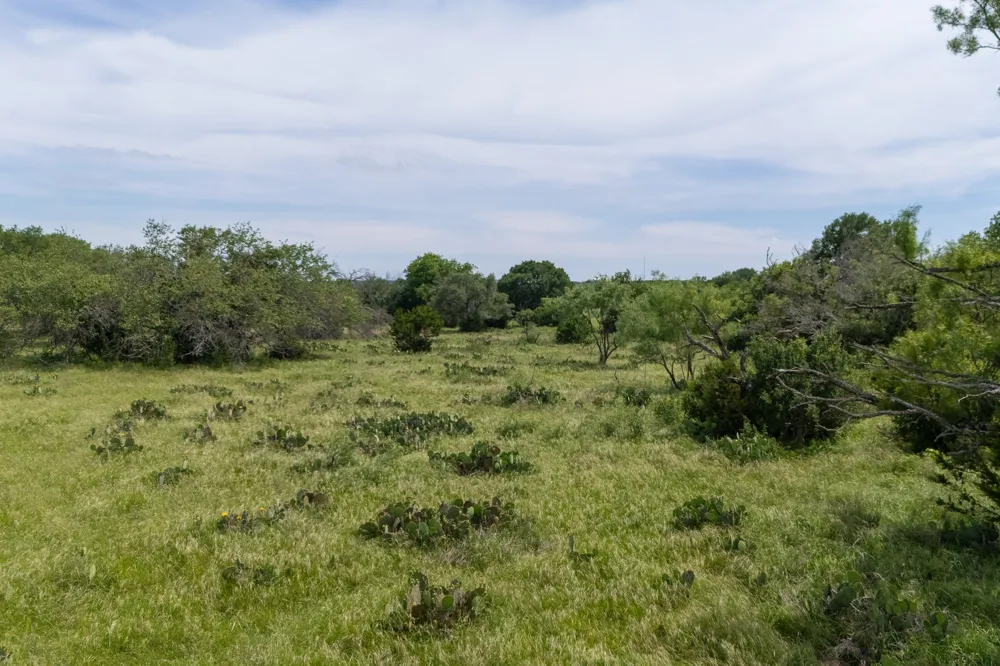 6 Cattle Trail Kempner, TX 76539